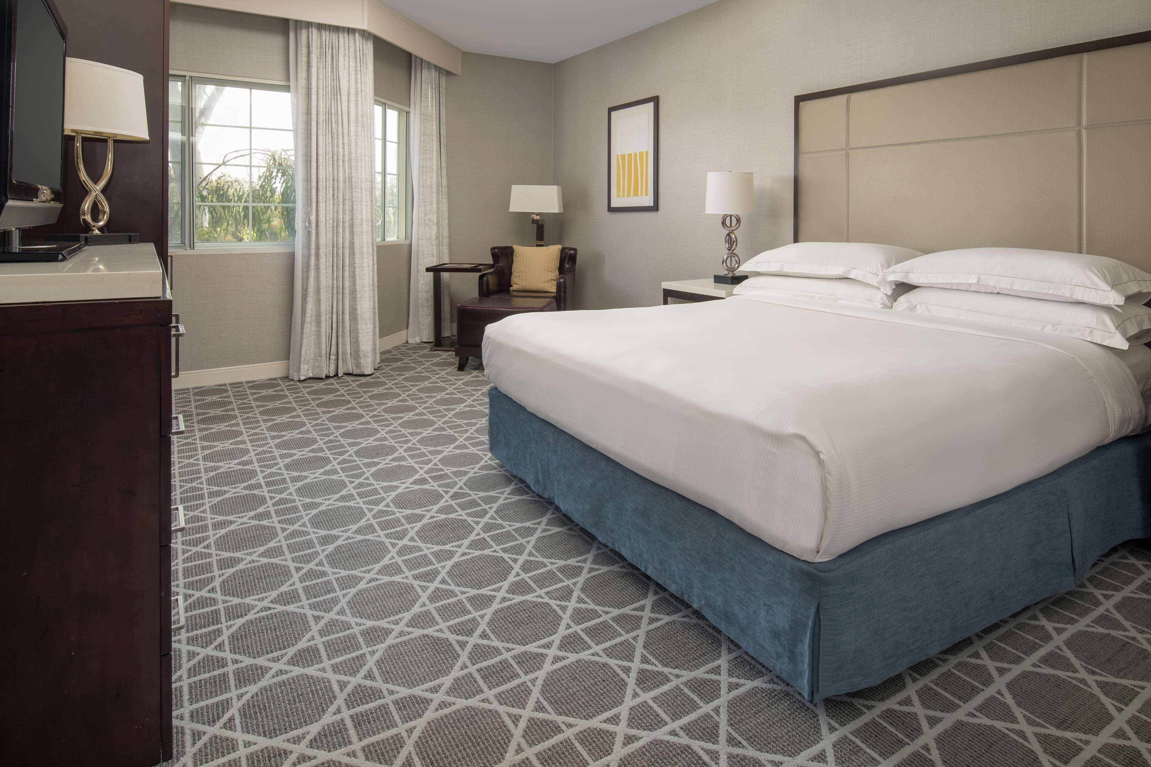 Hilton San Diego/Del Mar Bagian luar foto