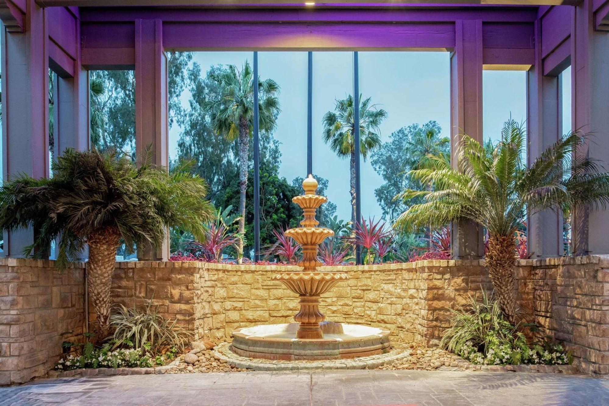 Hilton San Diego/Del Mar Bagian luar foto