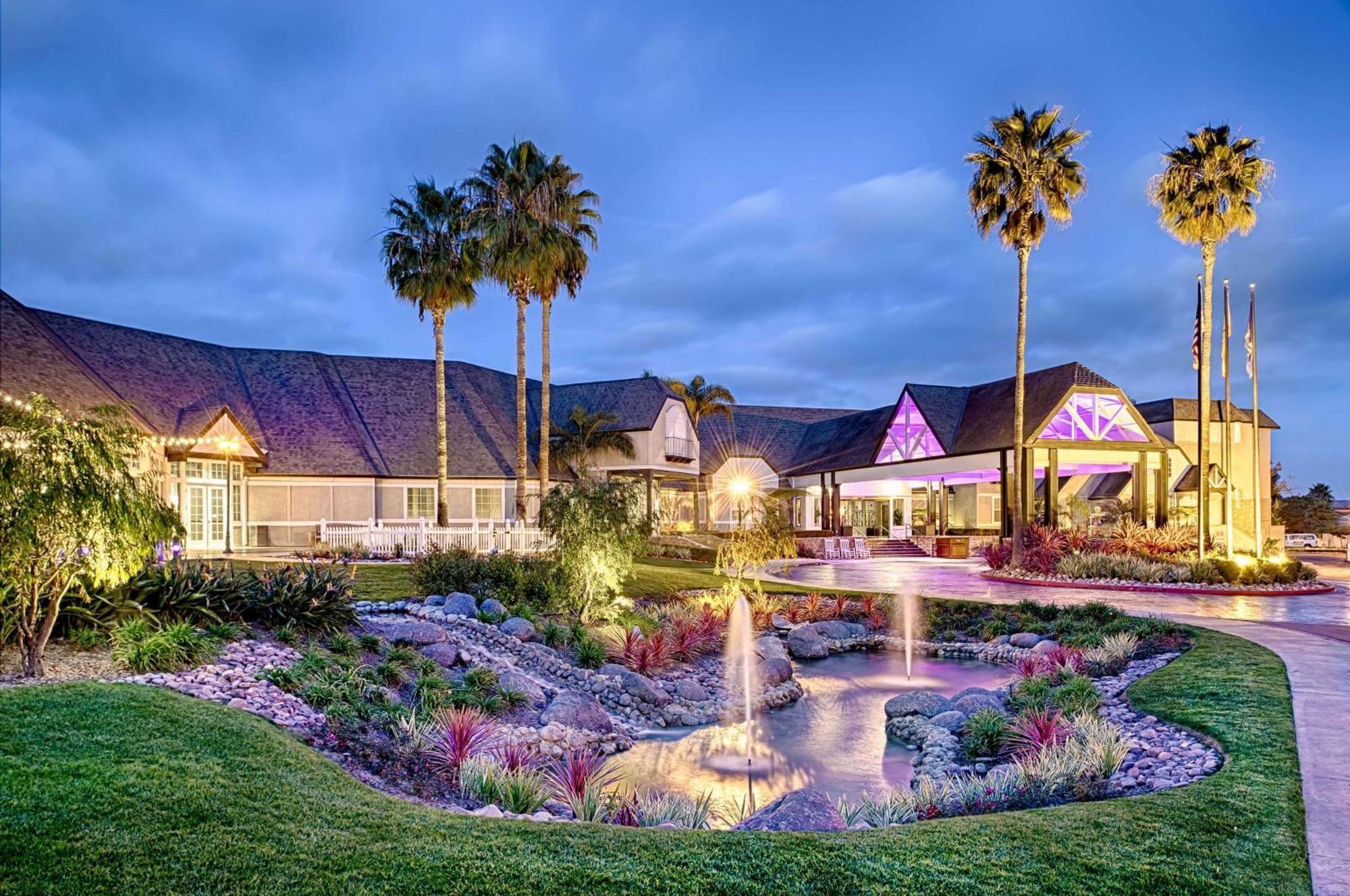 Hilton San Diego/Del Mar Bagian luar foto
